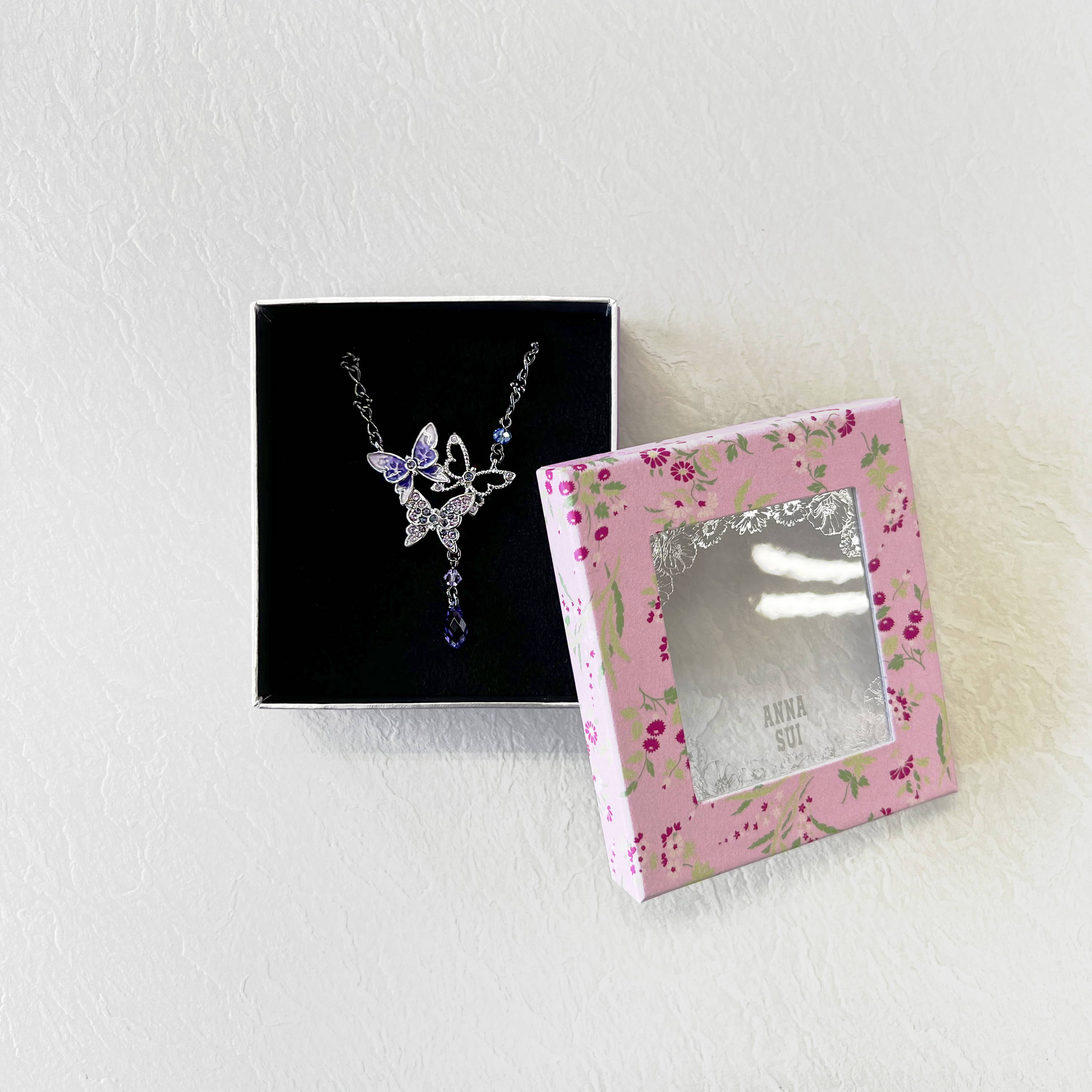 Butterflymotif limited item